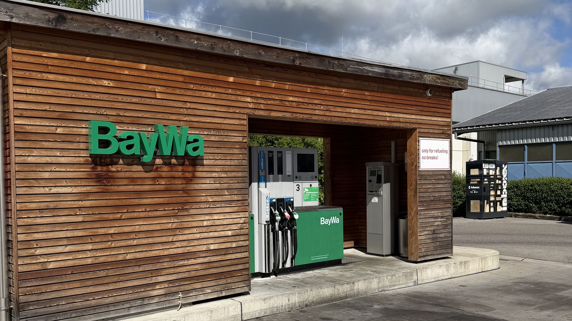 baywa-neuer-standortpartner-im-inboxx-netzwerk--tankstellen-werden-um-smarte-paketstationen-erg-nzt
