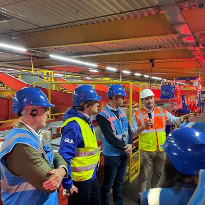 Der Wirtschaftsrat Hessen war zum Austausch in der GLS Zentrale in Neuenstein