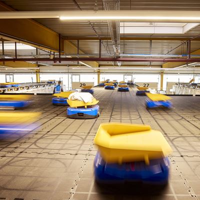 Die autonomen Sortierroboter werden regelhaft an 2 GLS Standorten eingesetzt weitere sind in Planung