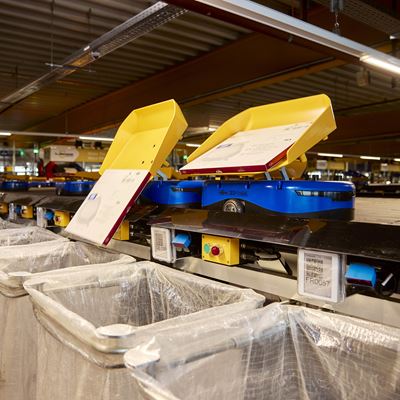 Die innovativen Sortierroboter werden in den Depots zur Sortierung von Kleinpaketen genutzt