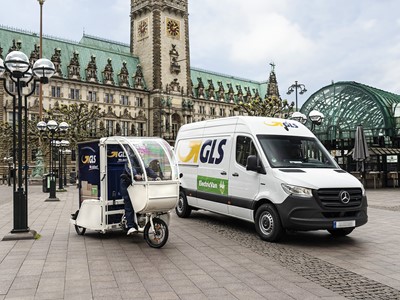 GLS eBike und eVan Hamburger Rathaus