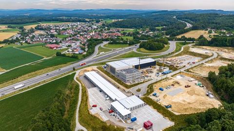 Blick von oben im vorderen Teil des Gewerbegebiets ist GLS nun ans ssig