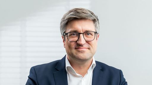 Moritz Eichh fer hat zum 1 April 2025 den Vorsitz der Gesch ftsf hrung von GLS Germany bernommen