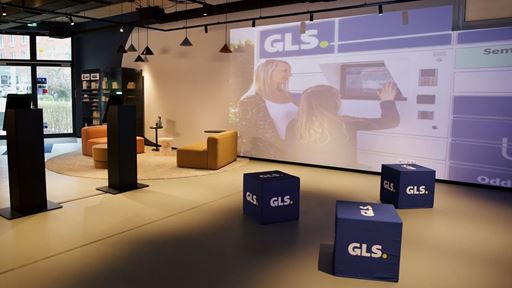 Moderne Fl che moderne Technik der Premium Paketshop zeigt die Zukunft der Out of Home Struktur von GLS Germany