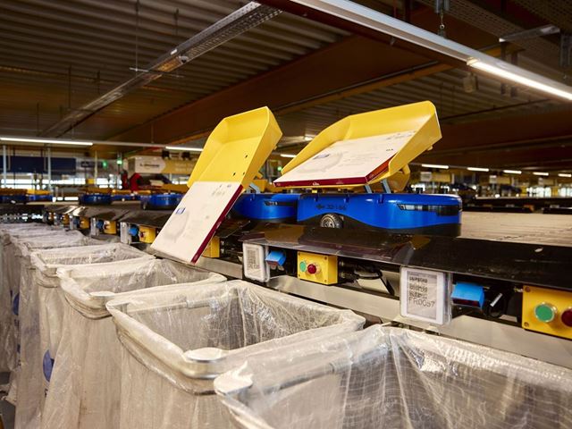 Die innovativen Sortierroboter werden in den Depots zur Sortierung von Kleinpaketen genutzt