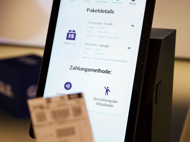 Bargeldlos und kontaktlos k nnen Paketlabel im Premium Paketshop von GLS bezahlt werden