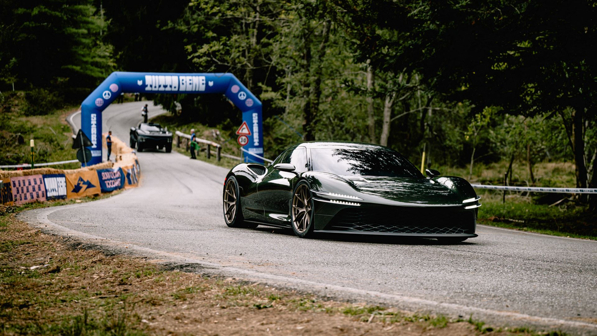 GENESIS SHOWCASES MAGMA GT AND X SKORPIO CONCEPTS IN DYNAMIC DEBUT AT TUTTO BENE HILLCLIMB