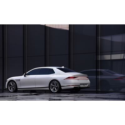 G90