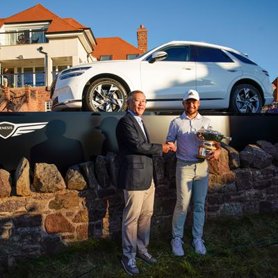 EUISUN CHUNG, EXECUTIVE CHAIR AT HYUNDAI MOTOR GROUP AND GENESIS SCOTTISH OPEN WINNER XANDER SCHAUFFELE