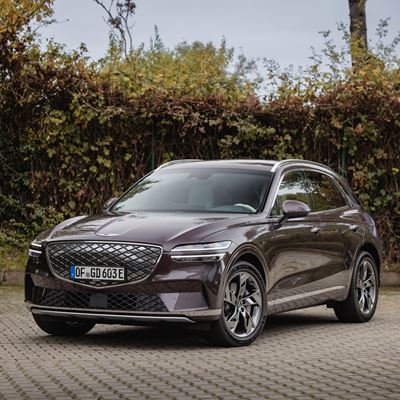 ELECTRIFIED GV70