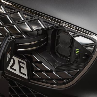 ELECTRIFIED GV70