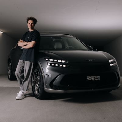 DOMINIK HARTMANN