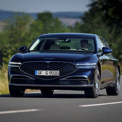 G90