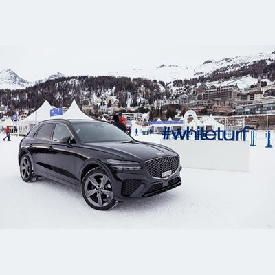 WHITE TURF