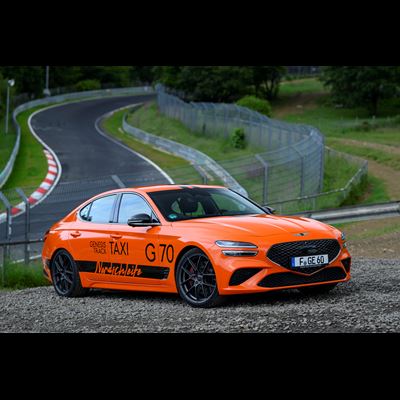GENESIS TRACK TAXI PROGRAMME AT NURBURGRING