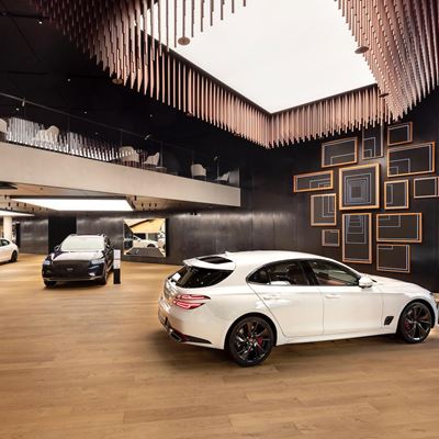 Luxury Business Day