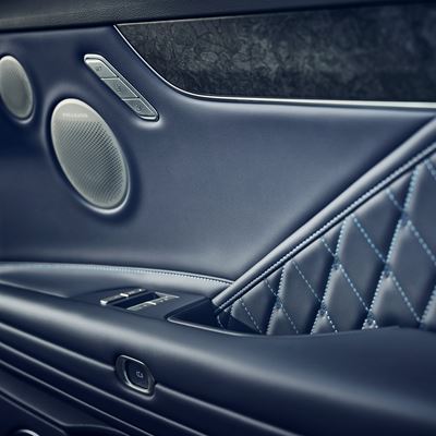 GENESIS ELECTRIFIED G80 INTERIOR PASSENGER DOOR CLOSEUP