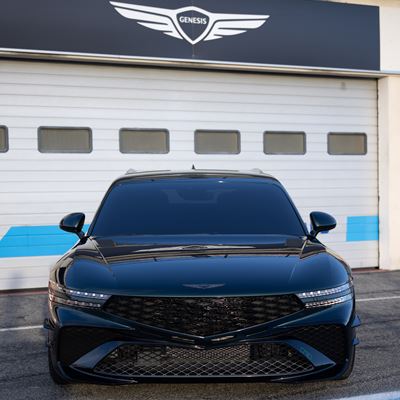 A CLOSER LOOK GENESIS G90 WINGBACK CONCEPT