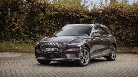 ELECTRIFIED GV70