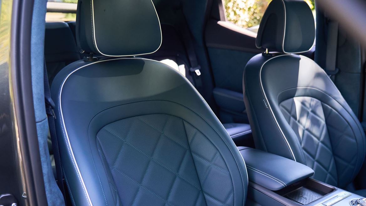 Genesis GV60 Si ges avant