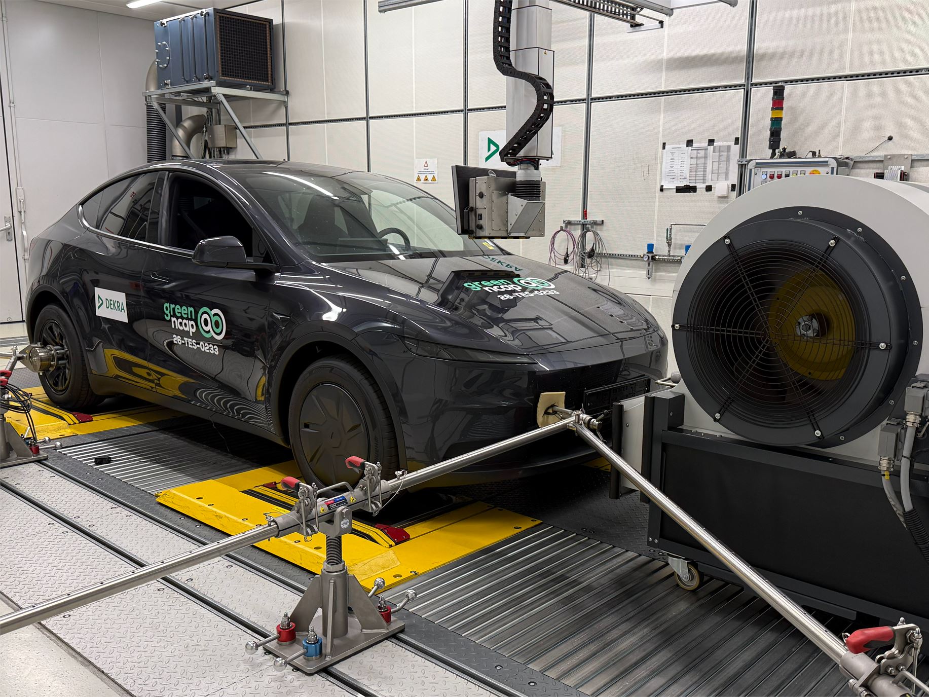 Tesla Model Y 2026 test picture