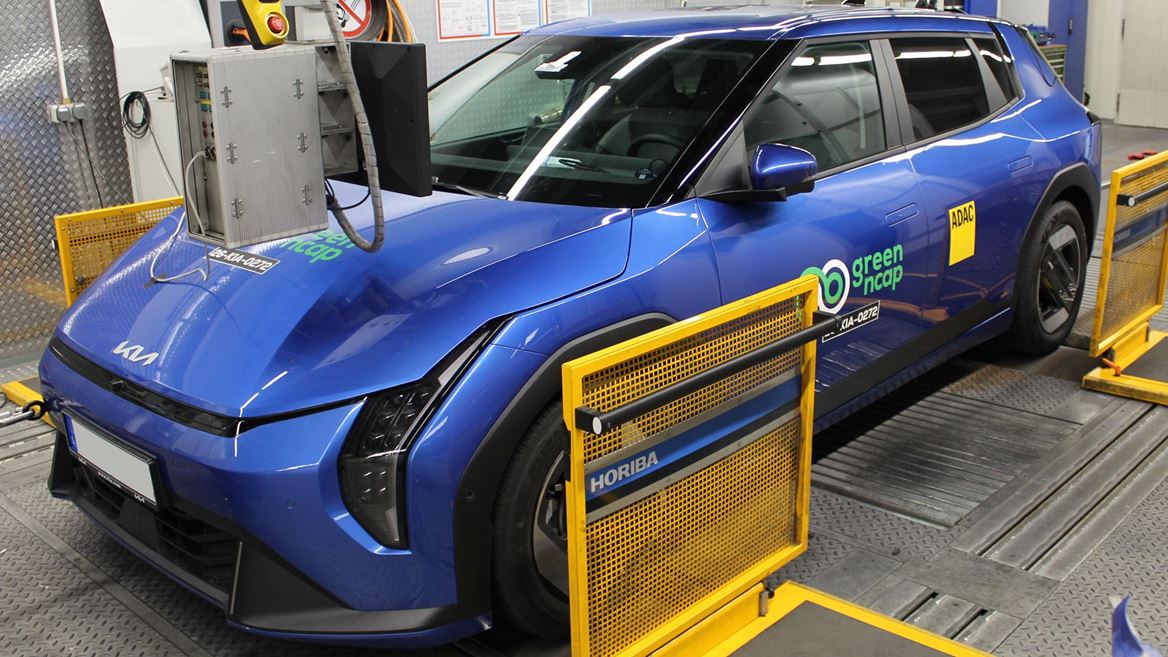 Kia EV4 2026 test picture