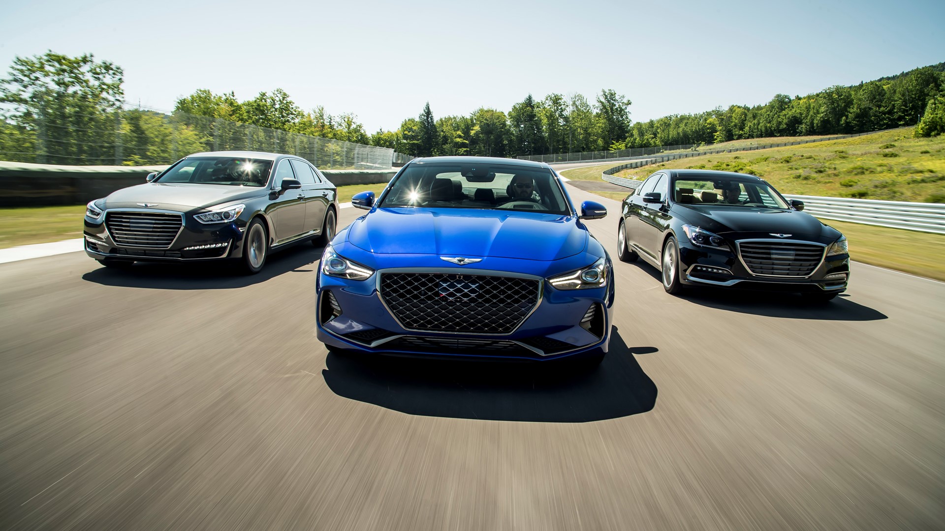 GENESIS LINEUP −− INCLUDING ALL−NEW G70 −− EARN 2019 IIHS TOP SAFETY