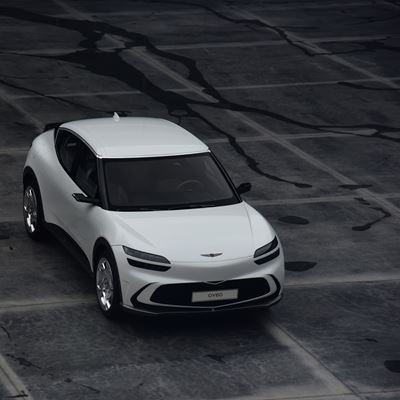 GV60 FRONT VIEW