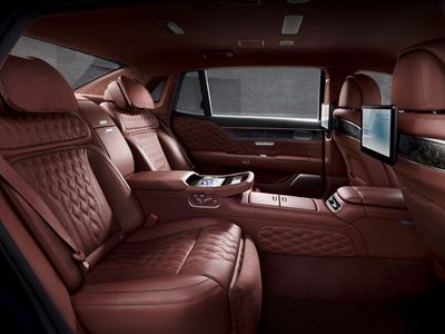 G90 LONG WHEEL BASE INTERIOR