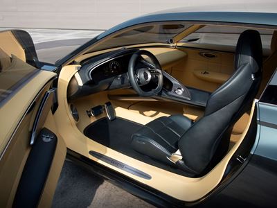 X SPEEDIUM COUPE