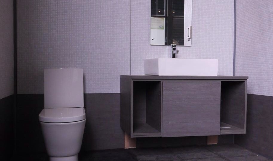 floor tiles made out of recycled tires