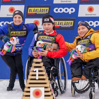 Kendall Gretsch USA Yunji Kim KOR and Anja Wicker GER