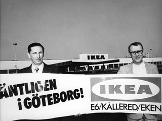 Ingvar Kamprad outside the first IKEA Store in Gothenburg, Kållered