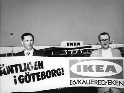 Ingvar Kamprad outside the first IKEA Store in Gothenburg, Kållered