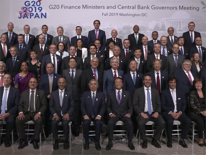 IMF G20 Family Photo