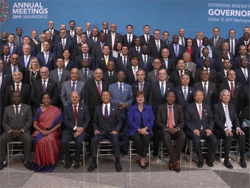 imf-family-photo-imfc