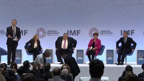 imf--global-economy-debate