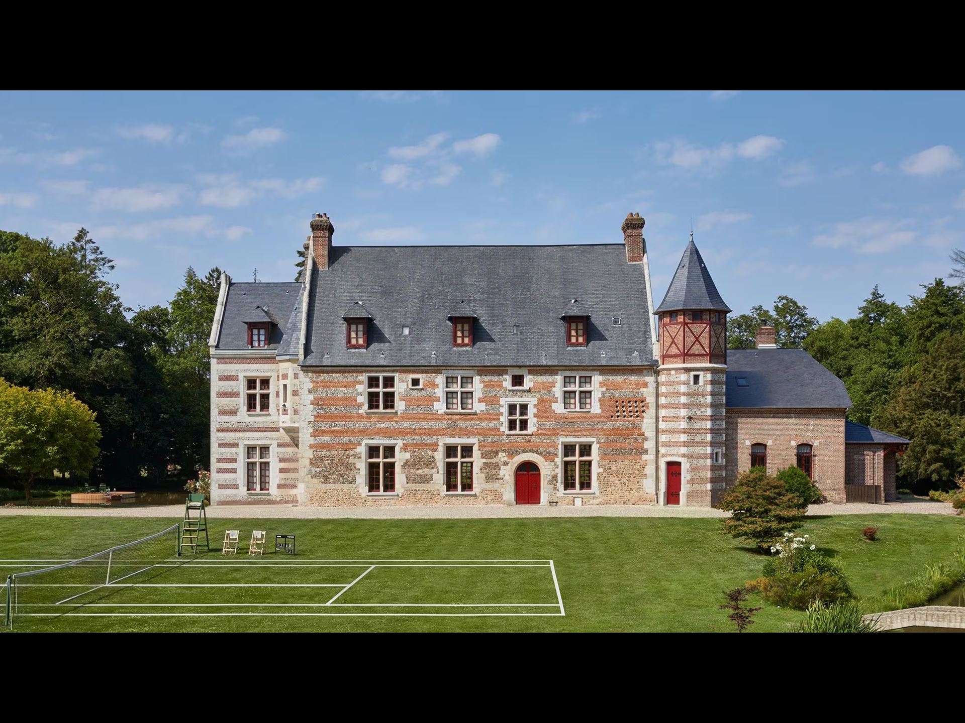 Airbnb offers Olympic fans the chance to stay in Pierre de Coubertin’s