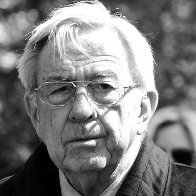 IOC expresses grief on the death of Honorary Member HM King Constantine