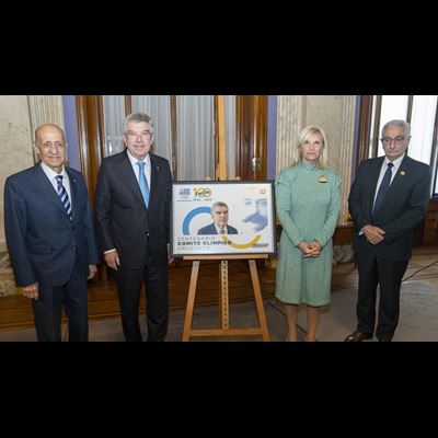 New postage stamp honours the Olympic Movement and the centenary of the Uruguayan NOC