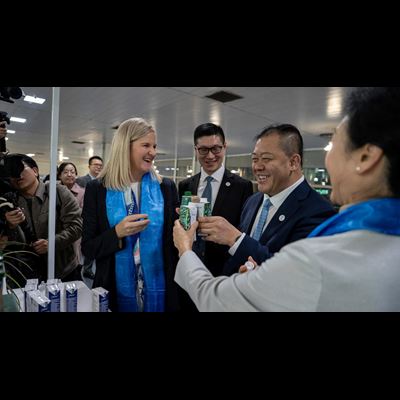 IOC President Coventry dives deep into the company cultures of three Chinese Worldwide Olympic Partners during her China