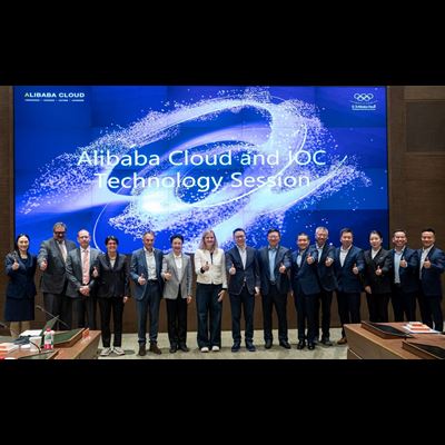 IOC President Coventry dives deep into the company cultures of three Chinese Worldwide Olympic Partners during her China