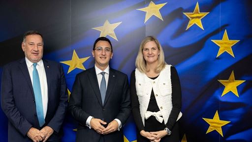 IOC President Coventry at European Evening of Sport Every eligible athlete team and official must be able to take