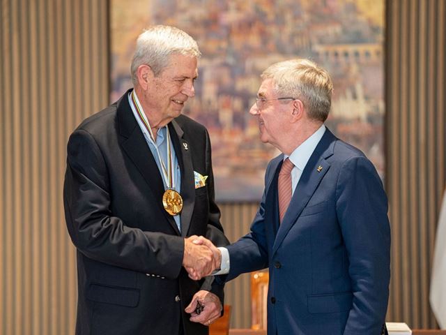 IOC awards Pierre de Coubertin Medals to illustrious personalities who have made an outstanding contribution to Olympis