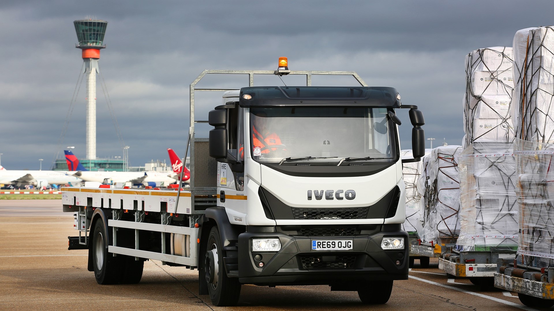 IVECO lands Eurocargo ground support handling order from Navajo Leasing