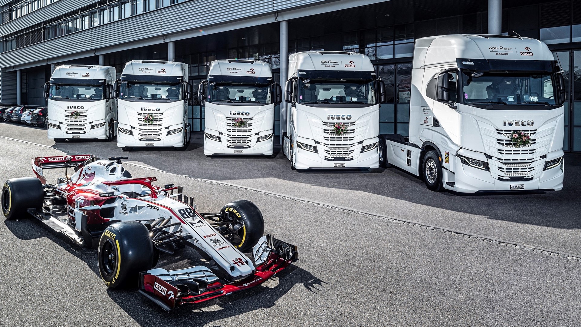 IVECO, Official Truck Partner of Alfa Romeo Racing ORLEN, delivers IVECO S-WAY trucks for the team’s logistics fleet