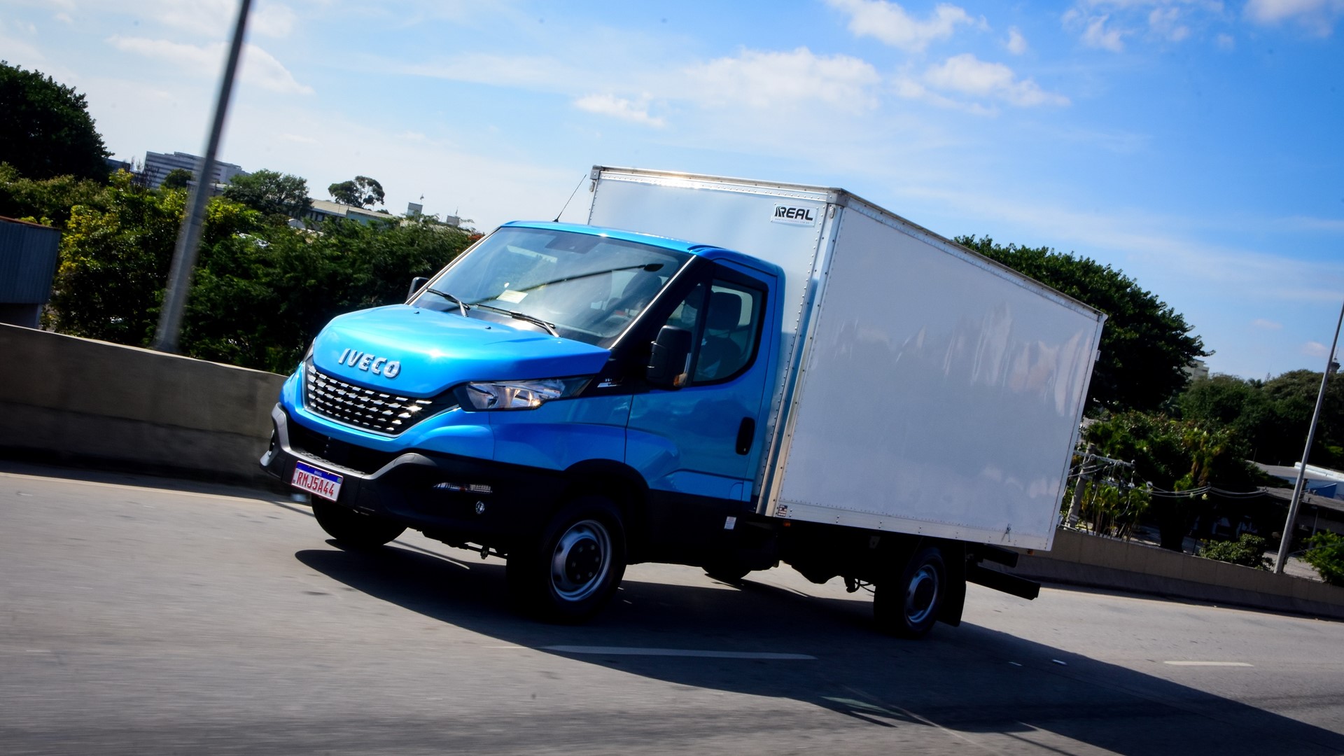 IVECO Daily.jpg