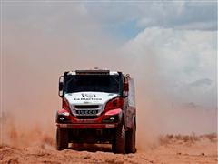 Dakar 2016, stage 7: Iveco closes in on the lead in the general classification