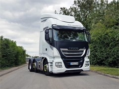 IVECO and Aerodyne give Stralis sleek new look for double deck missions