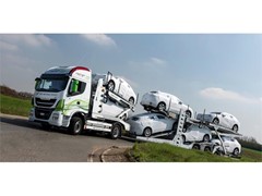 IVECO and ROLFO showcase the use of LNG vehicles in the car transport logistics sector at ECG Conference 2017